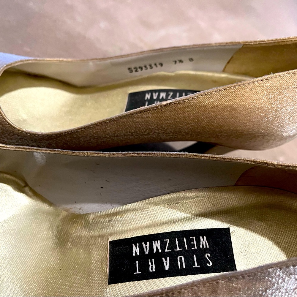 These would be perfect for your next holiday party outfit!